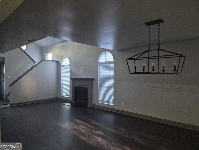 Building Photo - 1020 Hampton Hill Ct