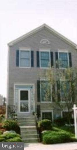 Primary Photo - 8000 Crabtree Pl