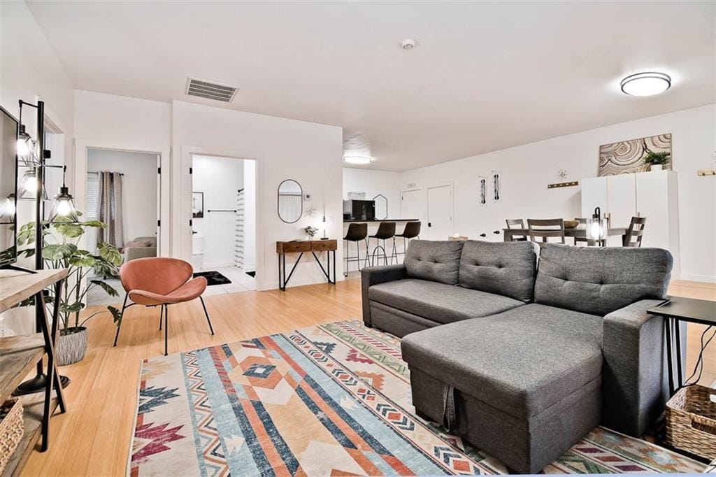 Foto principal - 512 SW B St