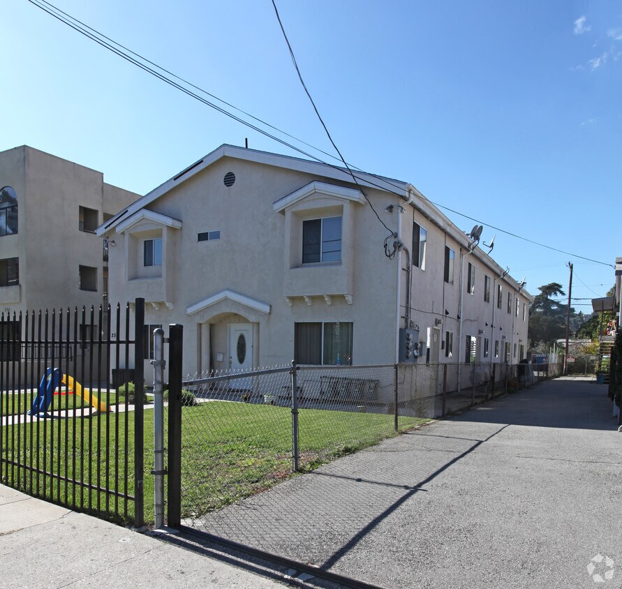 Primary Photo - 258 Avenue 55