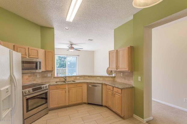 Foto del edificio - 12096 Coachman Lakes Way