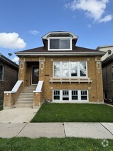Building Photo - 2215 East Ave