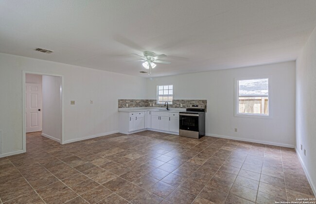 Foto del edificio - 210 N San Jacinto St