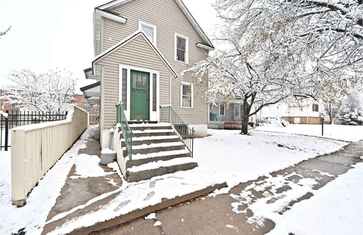 Primary Photo - 2316 2nd Ave W