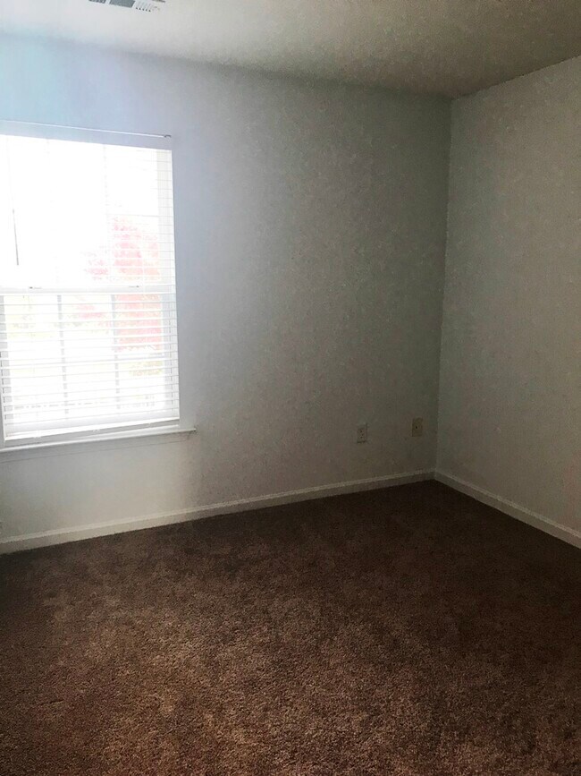 Foto del edificio - 819 Bellview Way