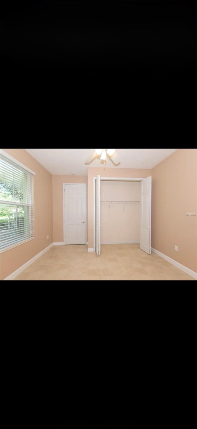 Building Photo - 649 Hangnest Ln