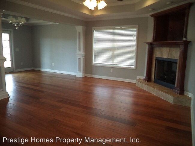 Foto del edificio - 3 br, 2 bath House - 107 Avalon