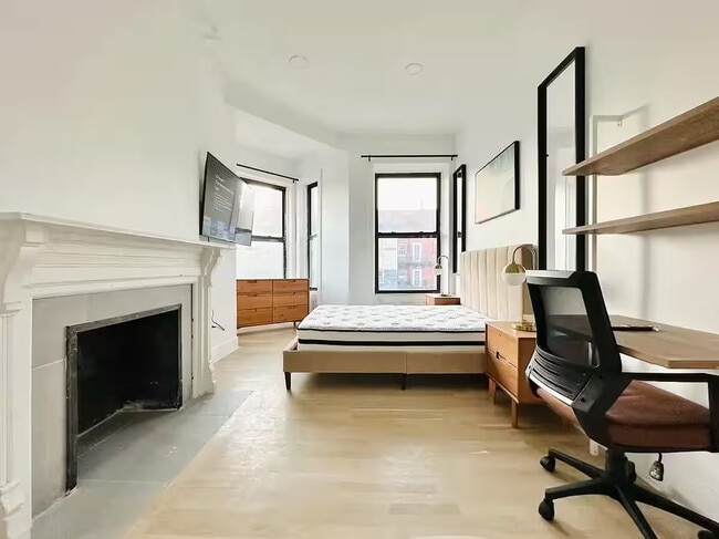 Photo - Furnished room/NOT APARTMENT