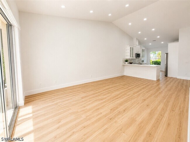 Building Photo - 8204 Ibis Cove Cir