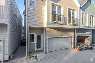 Building Photo - 5722 Beall St