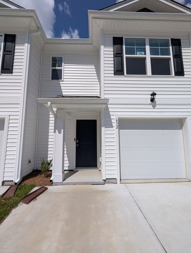 Foto del edificio - NEW 3BR Townhome in Conway – Long Term Rental, South Carolina