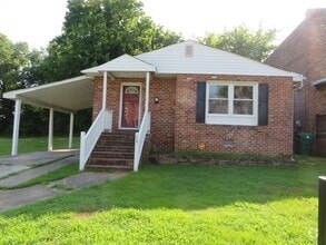 Building Photo - 529 S Dunlop St