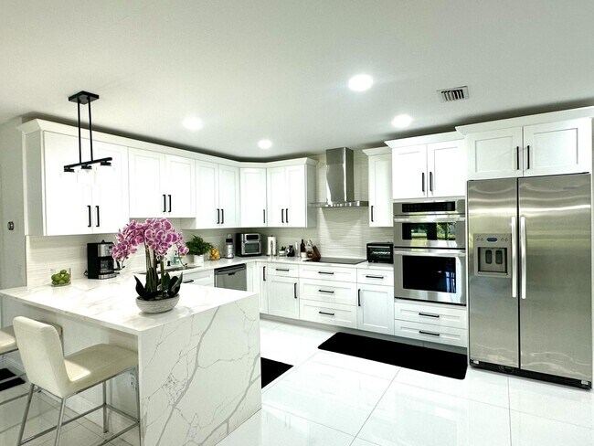 Foto del edificio - 121 Eider Ct