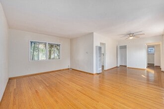 Building Photo - 3125 Fernside Blvd