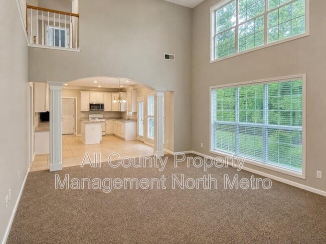 Building Photo - 550 Elgaen Ct