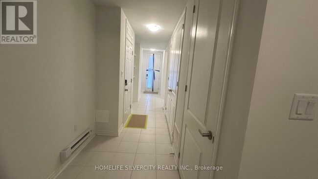 Building Photo - 58 Melmar St