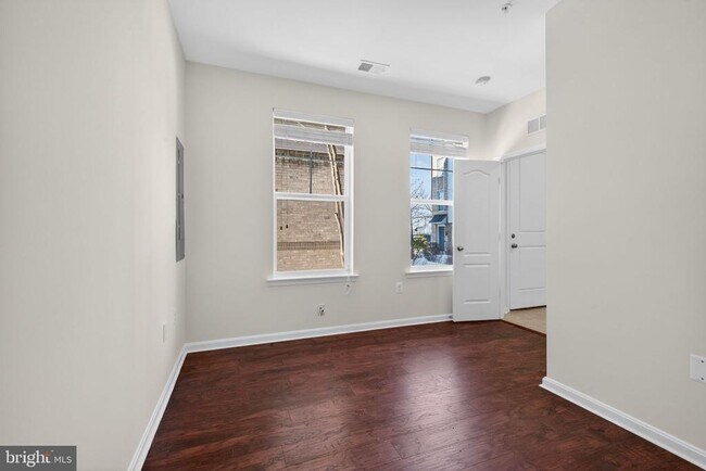 Foto del edificio - 3716 Foote St NE