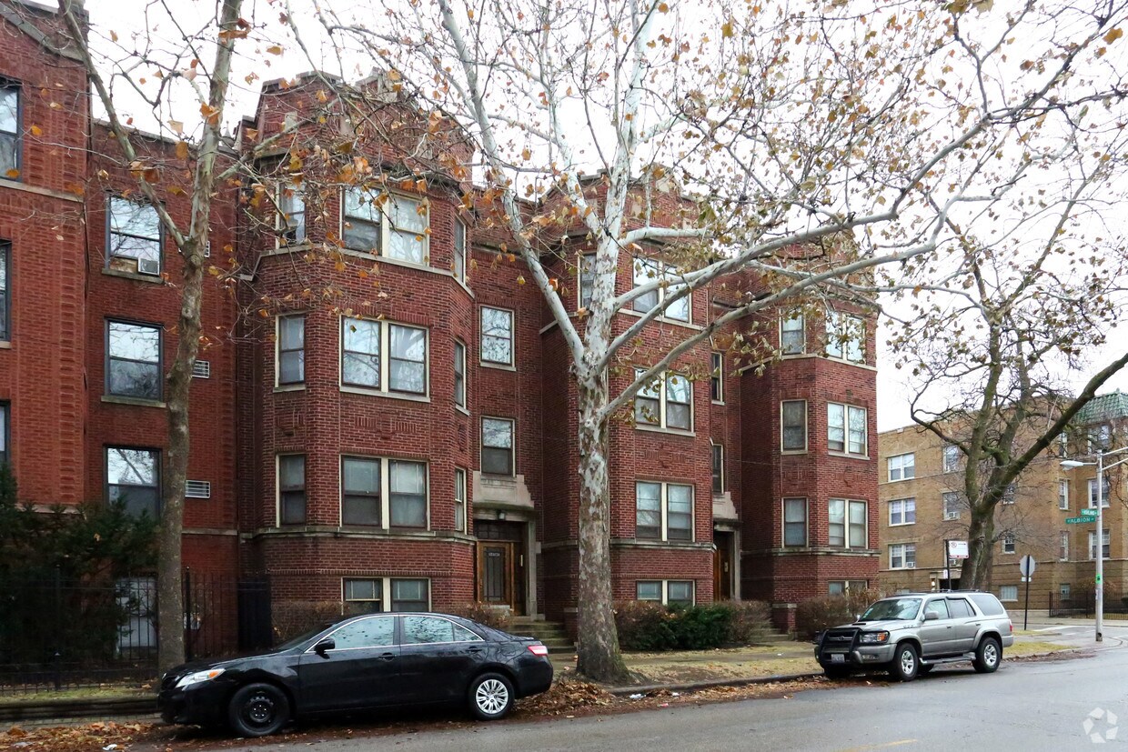 Foto del edificio - 6556 N Ashland Ave