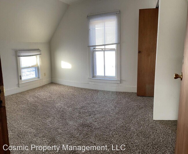 Building Photo - 5 br, 1 bath House - 420 Columbus St.