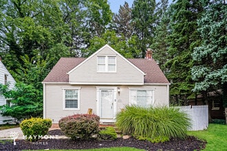 Building Photo - 20701 Libby Rd