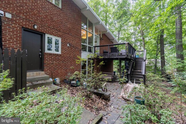 Foto del edificio - 3615 Tallwood Terrace