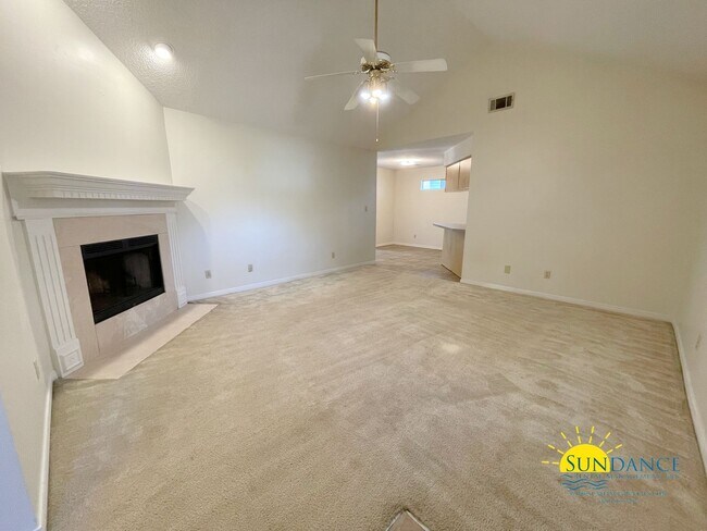 Building Photo - Lovely 3 Bedroom Home in Shalimar