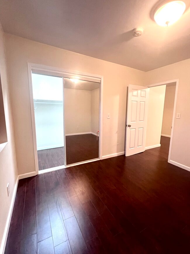 Foto del edificio - 6188 Mesa Ave