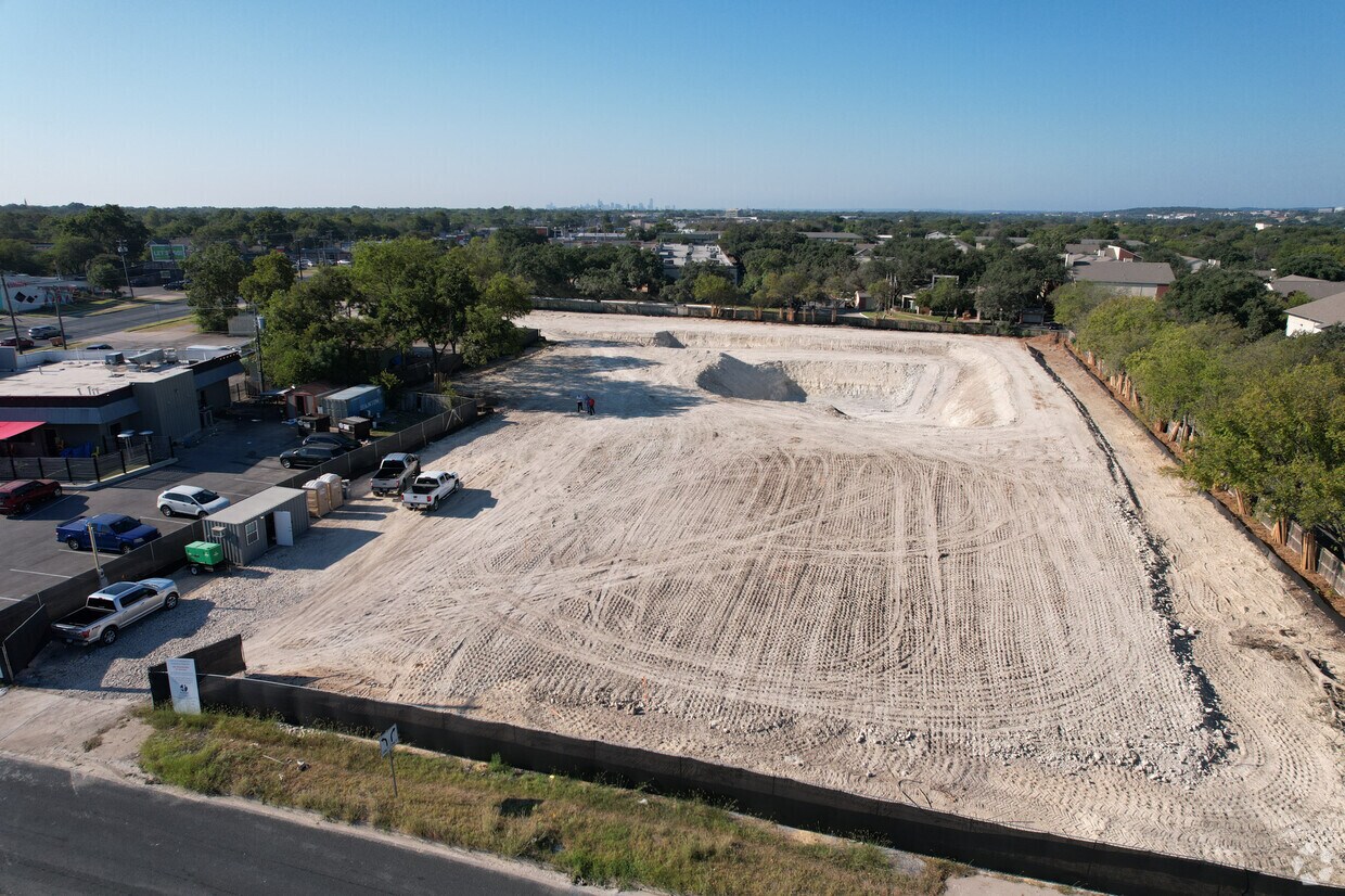 The Albright Apartments in Austin, TX