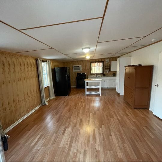 Building Photo - 2124 Polly Ln