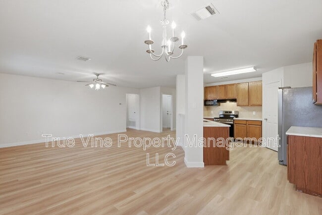 Building Photo - 124 Anvil Pl