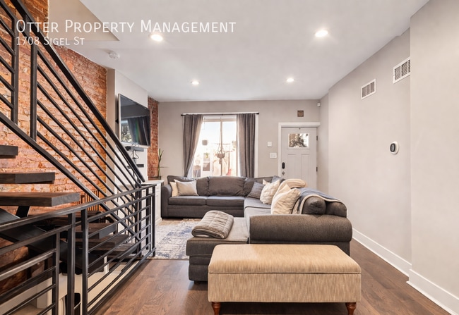 Photo - 1708 Sigel St House