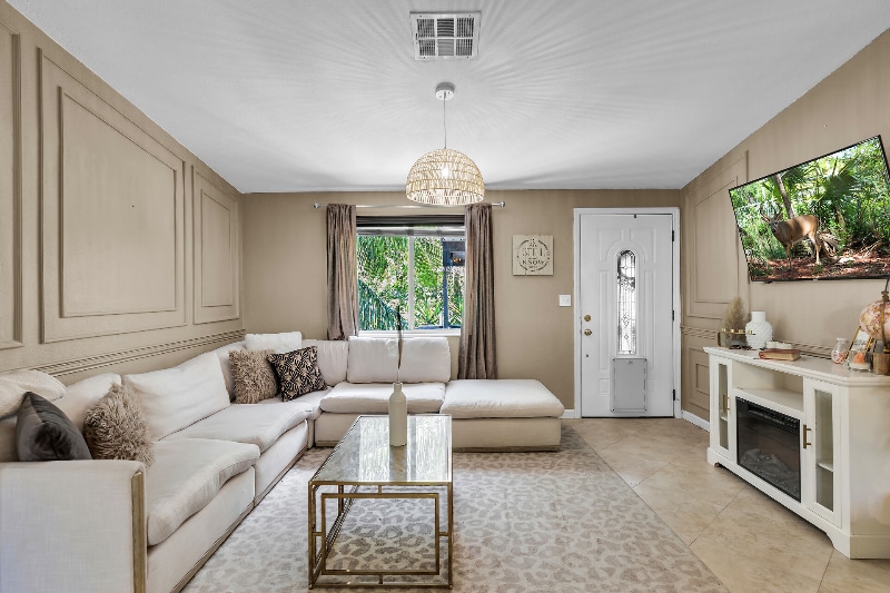 Foto del edificio - 117 Sandy Cir W