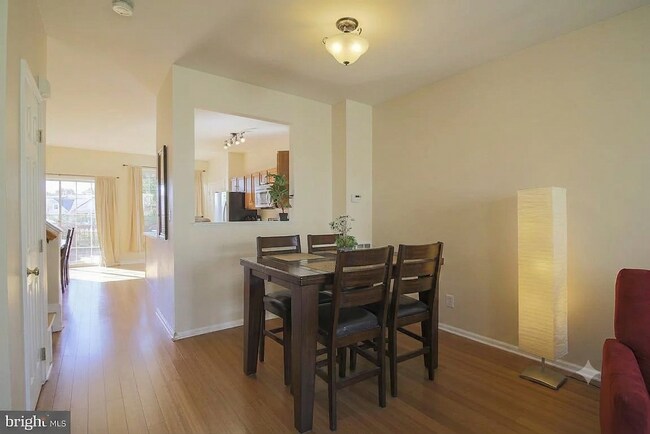 Foto del edificio - 3512 Moon Way
