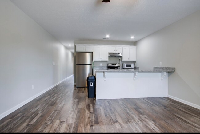 Foto del edificio - 115 Bright Ave