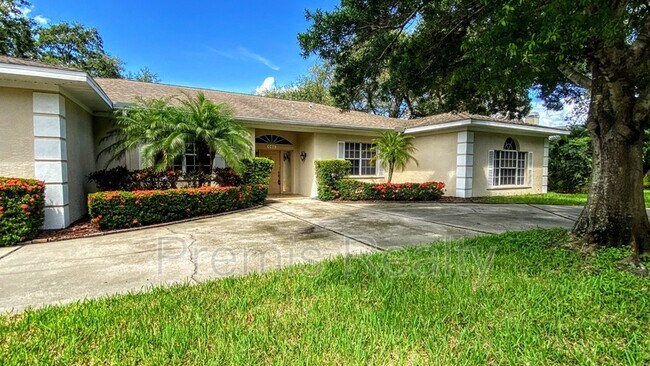 Building Photo - 642 Weathersfield Dr