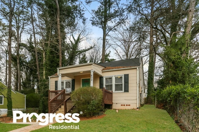 Building Photo - 430 Wilkinson Dr SE