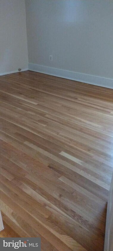 Foto principal - 9726 Loudoun Ave