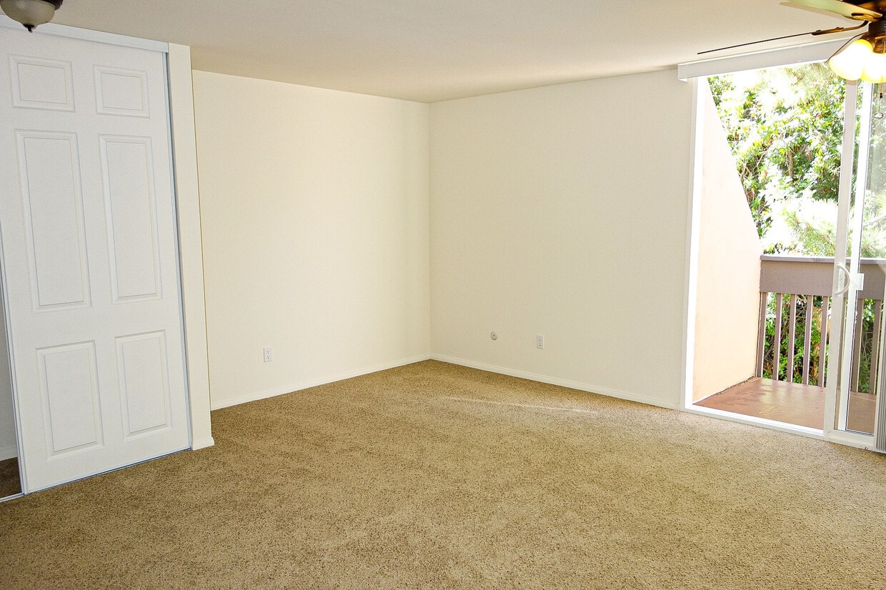 Elan Sandpiper Del Mar - 833 S Cedros Ave Solana Beach, CA 92075 |  Apartments.com