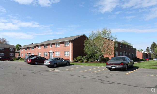 Building Photo - Willowbrook Apartments