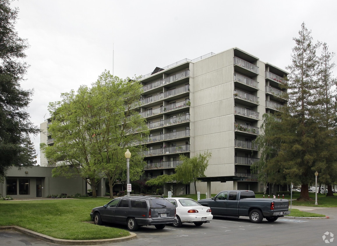 Primary Photo - Greenfair Towers & Garden