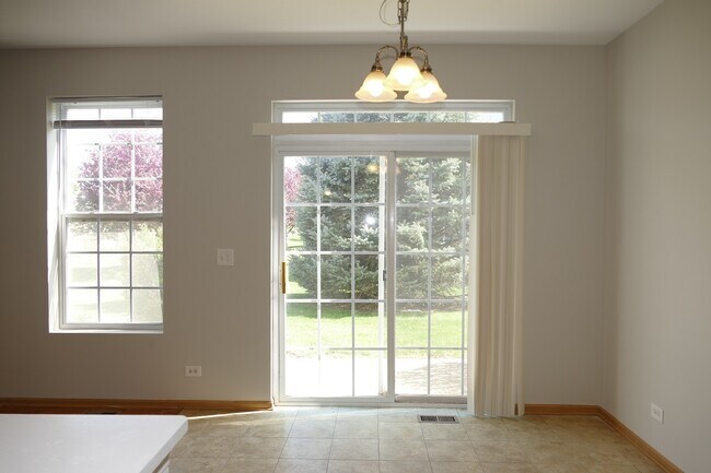 Building Photo - 346 Grape Vine Trail
