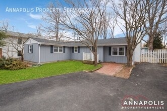Building Photo - 1066 Broadview Dr
