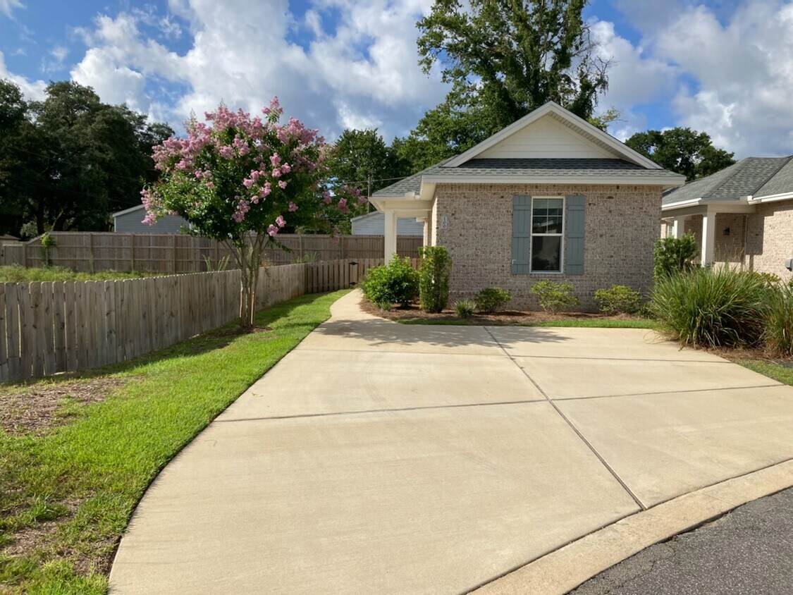 100 Cottage Court, Niceville, Private and Quiet Court - 100 Cottage Ct