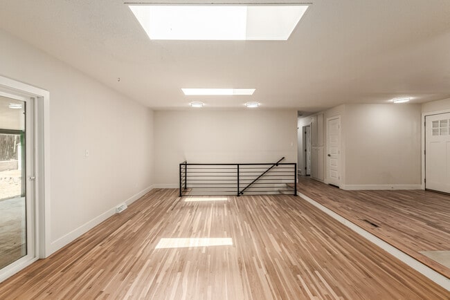Foto del edificio - 8177 Pearl St
