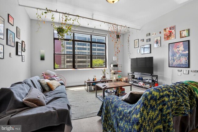 Foto del edificio - 301 Spring Garden St