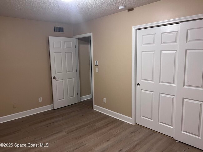Building Photo - 3434 Blanding Blvd