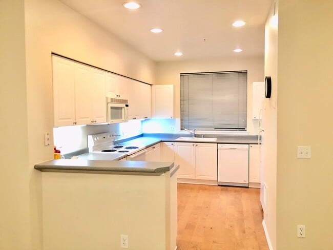 Foto del edificio - Sonoma Villa Condo