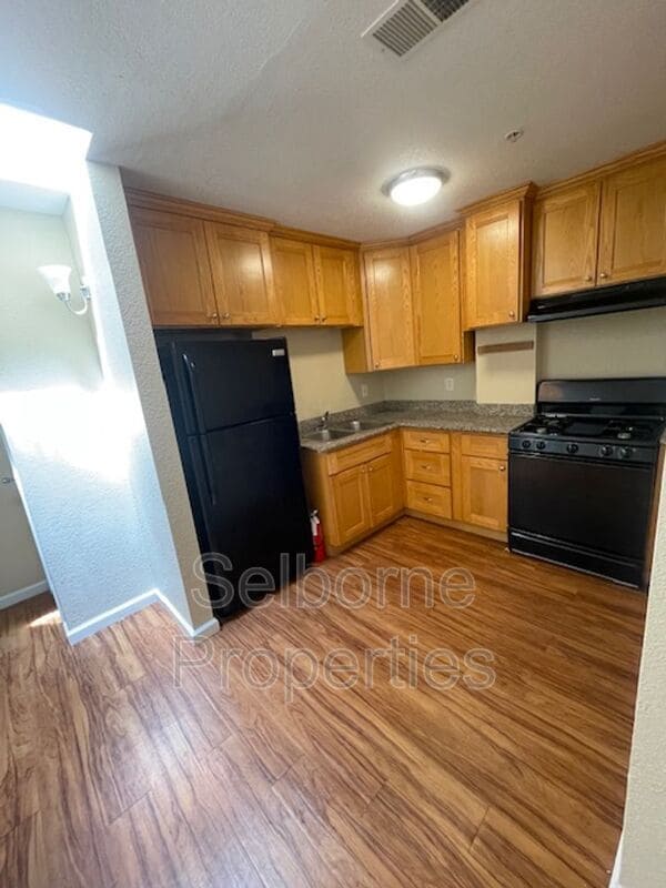 Foto del edificio - 524 41st St