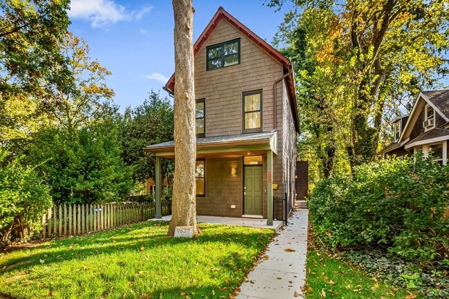 Welcome to 4629 Keswick - Roland Park/Evergreen - 4629 Keswick Rd