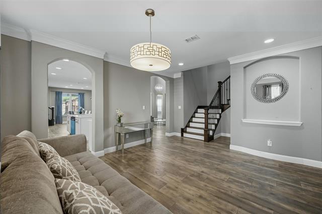 Foto del edificio - 2413 Barton Creek Blvd